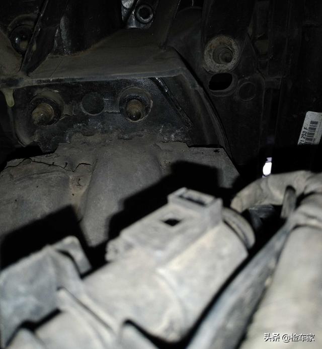 新旧款迈腾对比（四驱迈腾当年新车43万）(28)