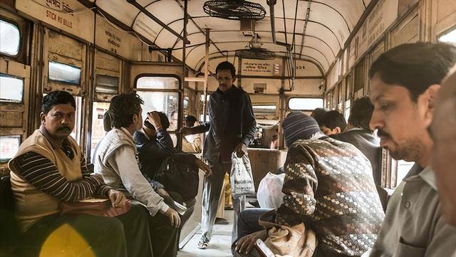 印度公交车惨案未成年人现状(印度黑公交案)(4)