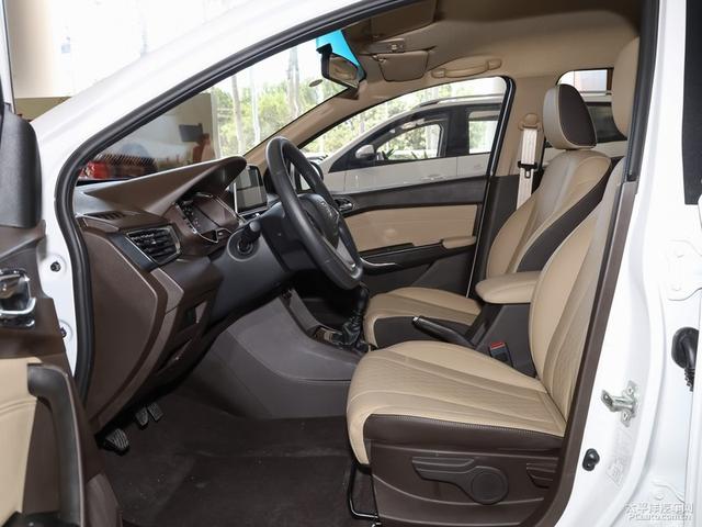 旅行车推荐十款车（4款居家出游两不误的旅行车推荐）(40)