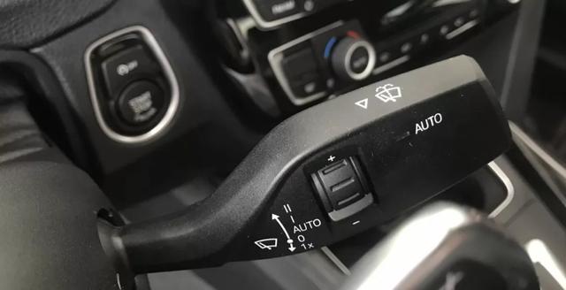 宝马功能按键图解（来了来了宝马车内按钮实用大全）(26)