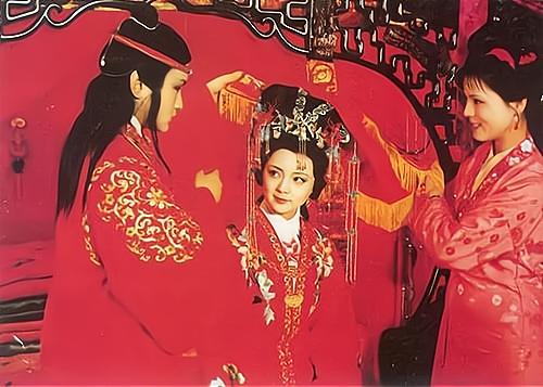 林黛玉为什么是裸死的（黛玉究竟是怎么死的）(3)