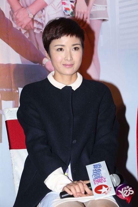 黄曼身材那么好为什么不出名(辛柏青回忆大学求爱趣事)(2)