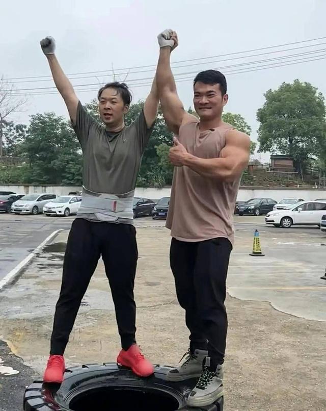 杜海涛多大了个人资料（杜海涛素颜露面）(18)