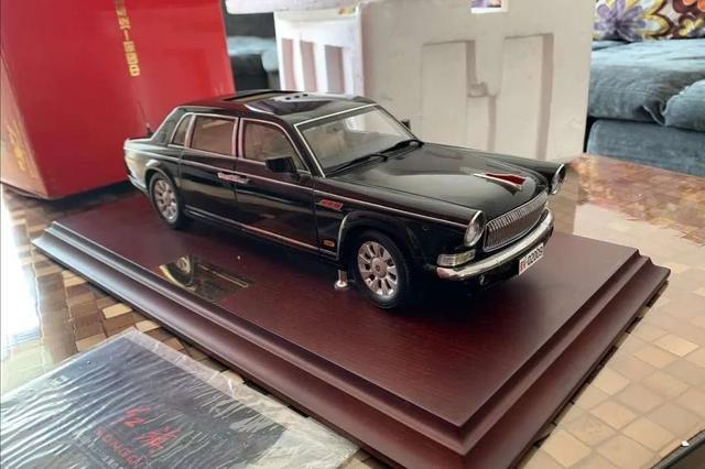 红旗70周年纪念车模（第一次见这么多绝版红旗车模）(7)