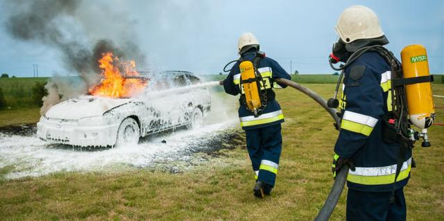 购买车险的技巧和方法(实用贴买了车险)(8)