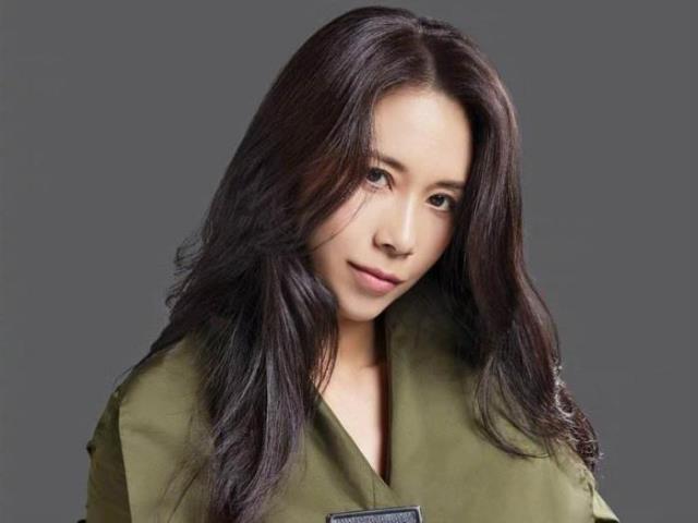 莫文蔚个人资料(49岁的莫文蔚出身学霸家庭)(4)