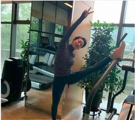 孙莉个人资料和家庭背景（孙莉是一个被婚姻）(12)