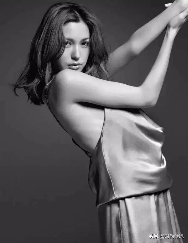 杨幂红裙泪痣（杨幂点了一颗泪痣好有风情）(12)