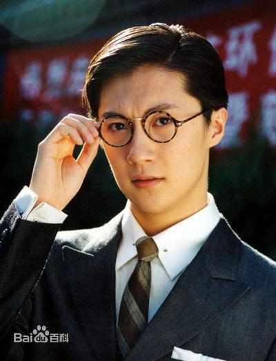 姚笛与富商男友约会 他曾主持小神龙俱乐部(4)