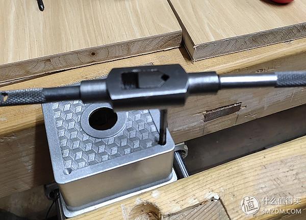 如何自制伸缩晾衣架(手把手教你超低成本制作美观实用的电动晾衣架)(24)