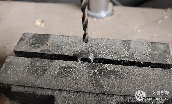 如何自制伸缩晾衣架(手把手教你超低成本制作美观实用的电动晾衣架)(13)