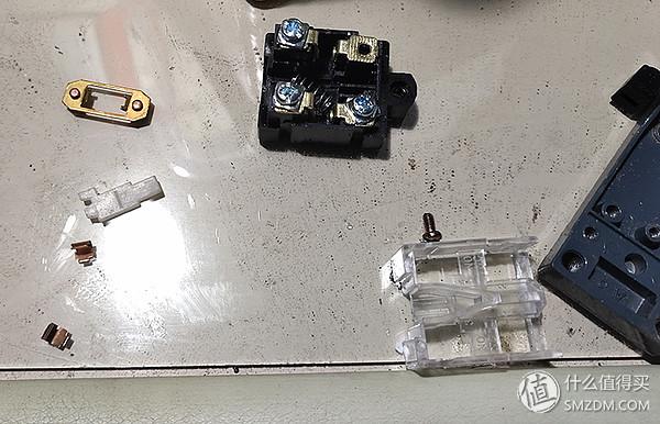 如何自制伸缩晾衣架(手把手教你超低成本制作美观实用的电动晾衣架)(54)