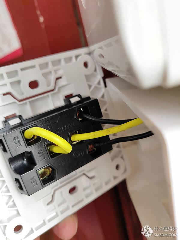 如何自制伸缩晾衣架(手把手教你超低成本制作美观实用的电动晾衣架)(74)