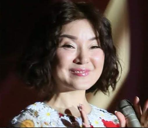 常回家看看陈红年轻时的盛世容颜(掏空丈夫12亿财产)(3)