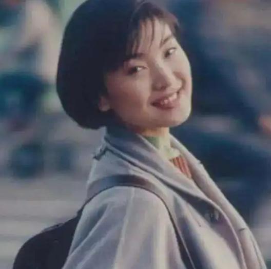 常回家看看陈红年轻时的盛世容颜(掏空丈夫12亿财产)(6)