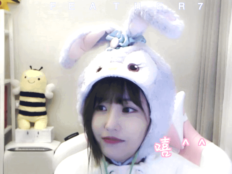 蜜蜂仔和韦神打比赛（韦神领证后女友被粉丝追问何时办婚礼）(3)