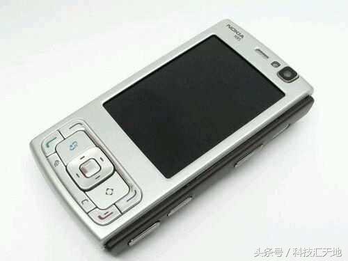 诺基亚智能手机发展历程(回顾经典诺基亚一个伟大手机王朝的发展史)(8)