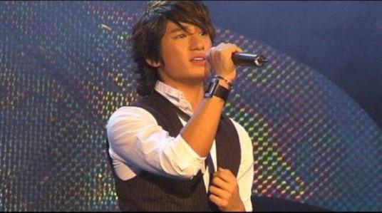 许美静近况怎么样了（名气比肩王菲却被2个男友）(8)