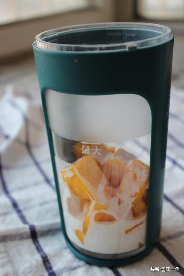 如何自制美味杨枝甘露(教你在家做5步就搞定)(5)