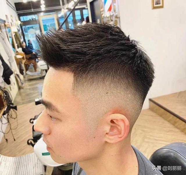 发型总监必须掌握的35款男发(最火最帅男发5大波)(11)