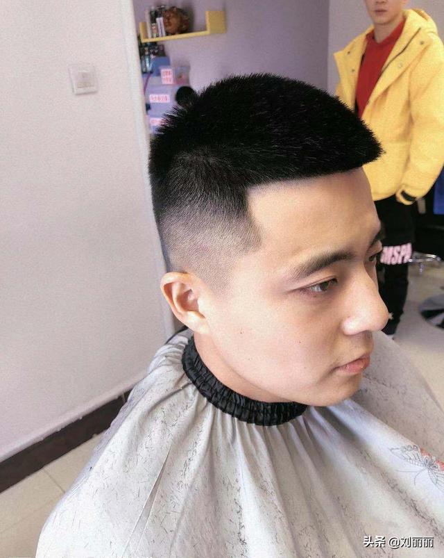 发型总监必须掌握的35款男发(最火最帅男发5大波)(3)