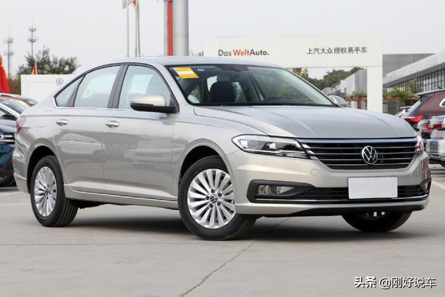 卡罗拉和新朗逸哪个更值得购买(全球车型不敌国内特供)(22)