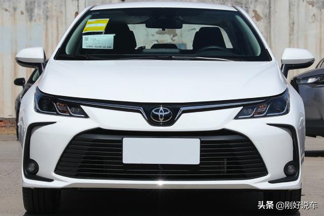 卡罗拉和新朗逸哪个更值得购买(全球车型不敌国内特供)(6)