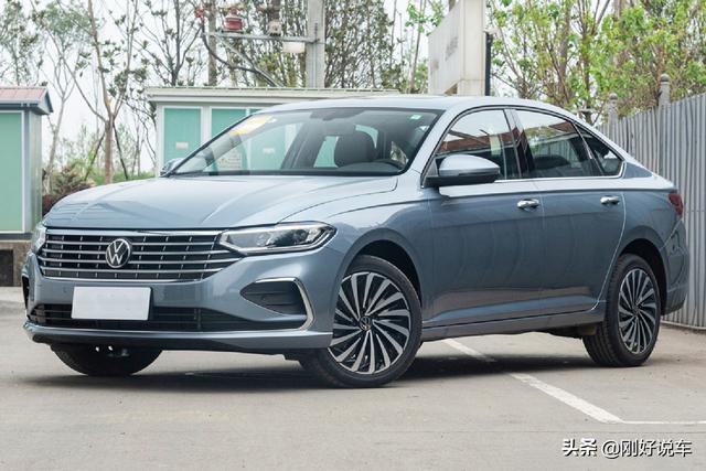 卡罗拉和新朗逸哪个更值得购买(全球车型不敌国内特供)(3)