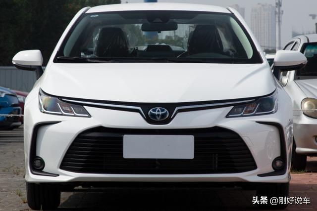 卡罗拉和新朗逸哪个更值得购买(全球车型不敌国内特供)(20)