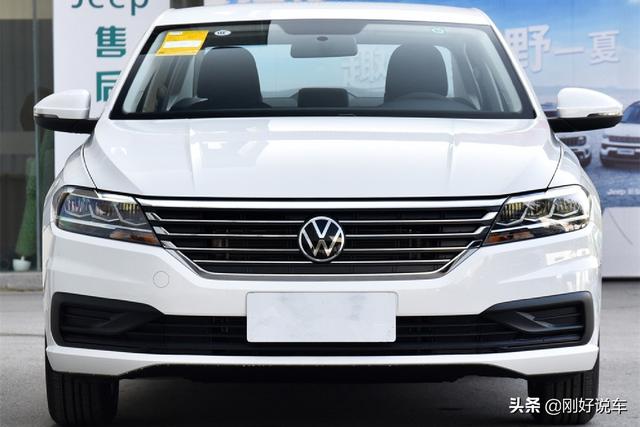 卡罗拉和新朗逸哪个更值得购买(全球车型不敌国内特供)(9)