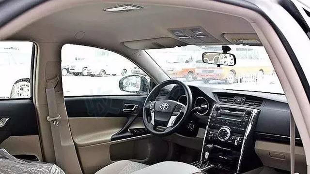 丰田锐志2.5v全系后驱（2.5V6后驱丰田锐志车型年款及配置型号详解）(19)
