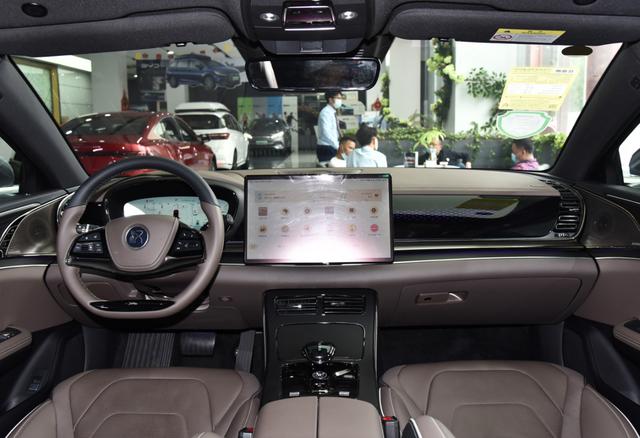 中大型轿车操控舒适最好的车(7款热门国产中大型轿车)(5)