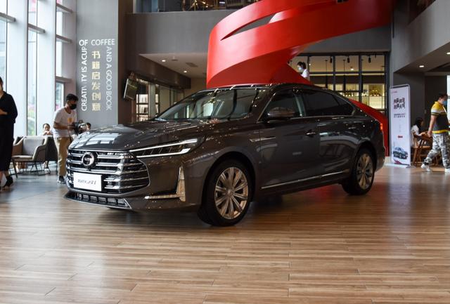 中大型轿车操控舒适最好的车(7款热门国产中大型轿车)(16)