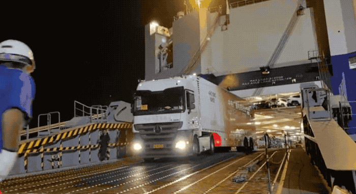 揭秘首都最牛9辆黑牌车(多辆京牌车在东京街头)(6)