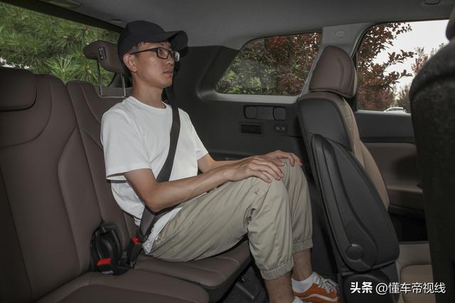 23款现代胜达旅行家（新车6座SUV老牌选手）(22)