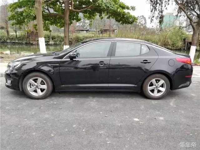 起亚k5韩国车评测（评测起亚K52.0L你们印象中的韩系车是这个样子的吗）(3)