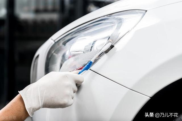 妙招处理车身划痕(如何去除车身划痕)(2)