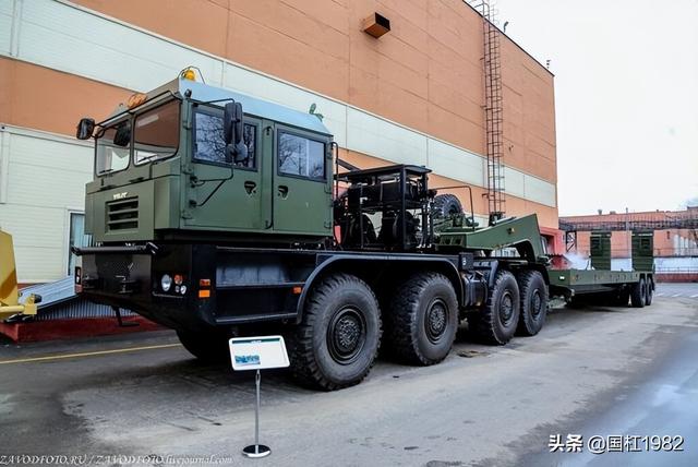 世界顶级导弹运输车(世界最强导弹运输车生产基地)(40)