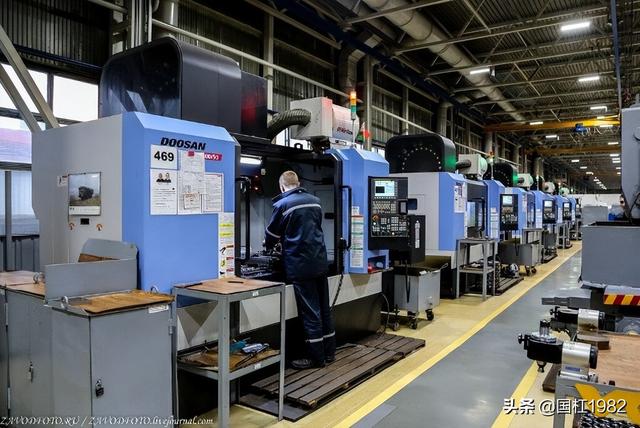 世界顶级导弹运输车(世界最强导弹运输车生产基地)(3)