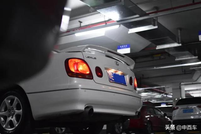 雷克萨斯is测评38号车评(AUTO史记凌志咬地鲨IS同年代的GS)(7)