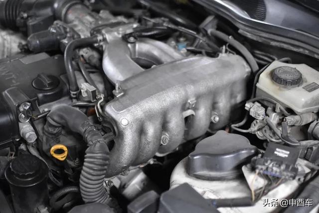 雷克萨斯is测评38号车评(AUTO史记凌志咬地鲨IS同年代的GS)(14)