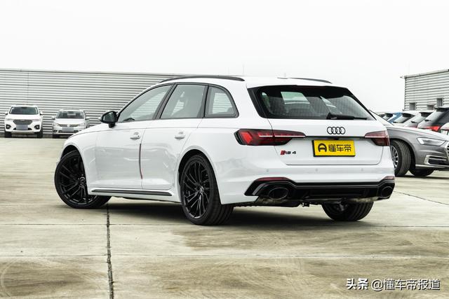 奥迪新款rs即将上市（新车售46.88万元起）(7)