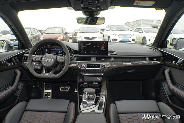 奥迪新款rs即将上市（新车售46.88万元起）(8)