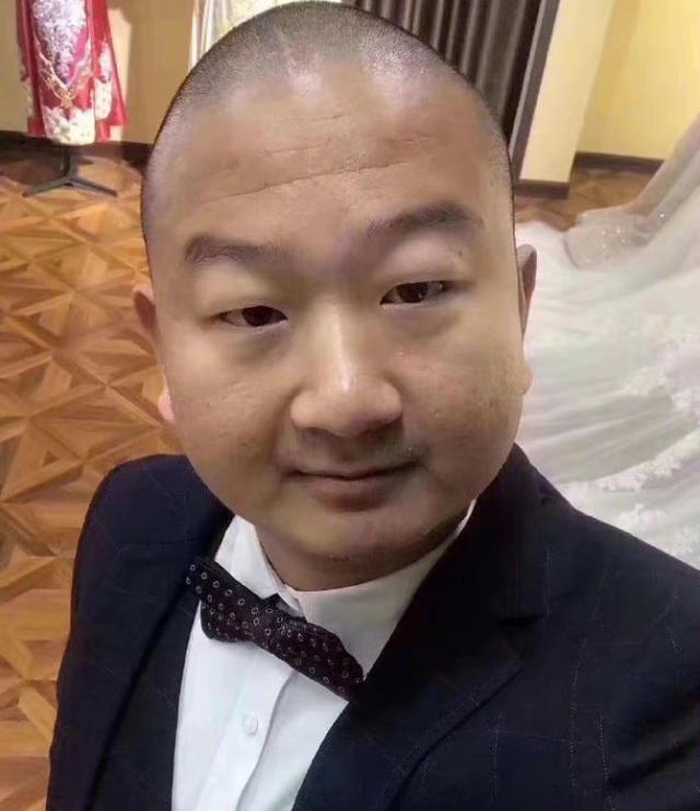 giao哥结婚照(爆红后娶娇妻开豪车)(8)