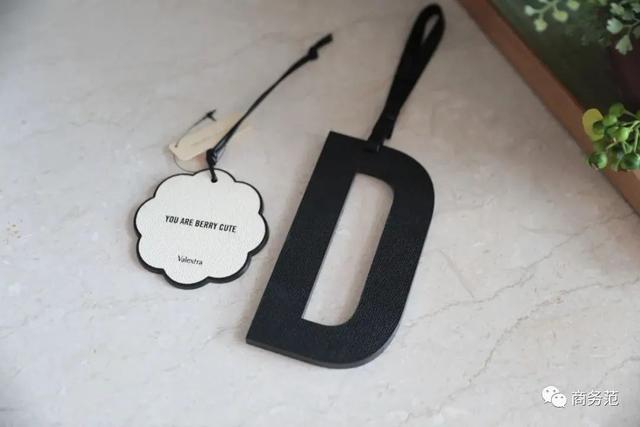 给新生宝宝买什么礼物好(新生宝宝礼物清单)(54)