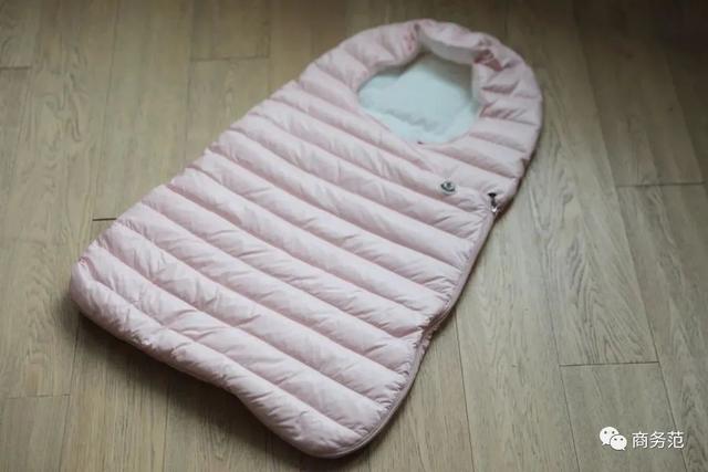 给新生宝宝买什么礼物好(新生宝宝礼物清单)(38)