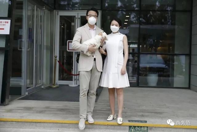 给新生宝宝买什么礼物好(新生宝宝礼物清单)(73)