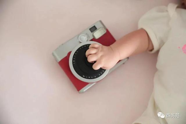 给新生宝宝买什么礼物好(新生宝宝礼物清单)(18)