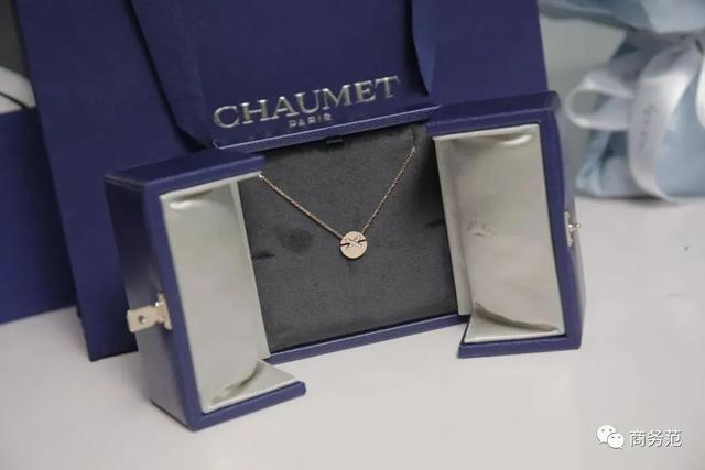 给新生宝宝买什么礼物好(新生宝宝礼物清单)(4)