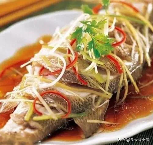 家常清蒸鲈鱼正确做法(你只需做对这6个步骤)(3)